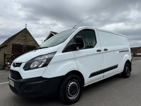 FORD TRANSIT CUSTOM 2014 (64) at Ron White Trade Cars Wakefield