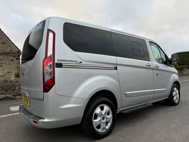 2018 Ford Tourneo Custom 2.0 310 EcoBlue Titanium L1 Euro 6 (s/s) 5dr